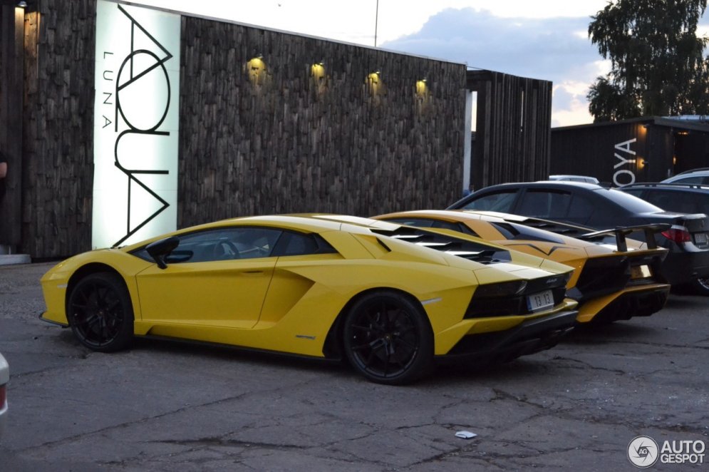 В Латвии появился Lamborghini за €350 000. 10 причин, почему покупка такого авто — большая ошибка