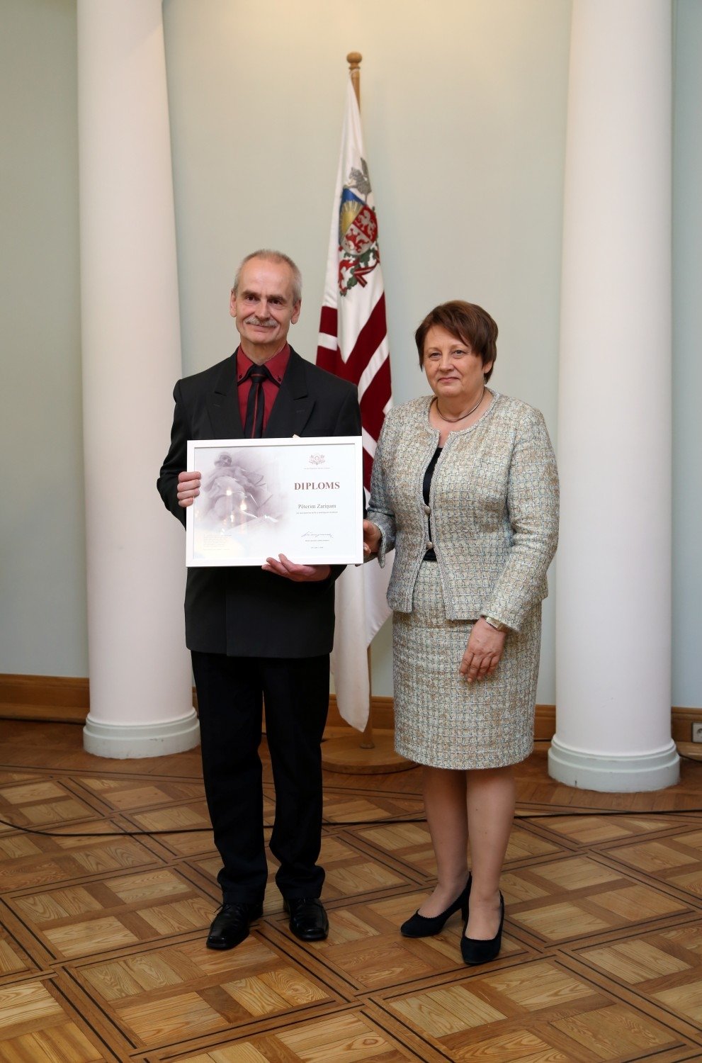Латвийские олимпиадники и их учителя получили дипломы и премии