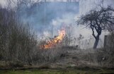 Pirmdien Latvijā dzēsti 16 ugunsgrēki