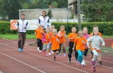 Foto: Brāļi Dukuri Siguldas vidusskolā atklāj Latvijā pirmo sporta klasi
