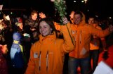 Foto: Sigulda olimpiskos skeletonistus sagaida ar krāšņu salūtu un 'Dzelzs vilks' koncertu