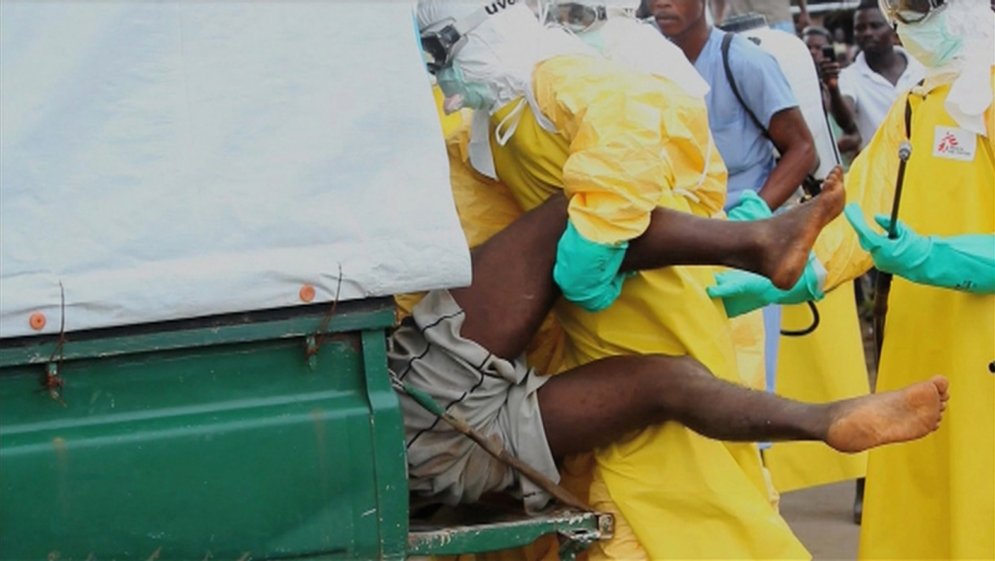 Фотографии 2014 года: вирус Эбола — или он, или мы