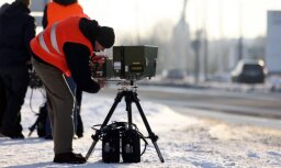 Фоторадар зафиксировал "рекорд скорости" на латвийском шоссе