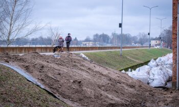 Reportāža: Par mata tiesu no katastrofas – Jēkabpils nedēļu pēc postošajiem plūdiem