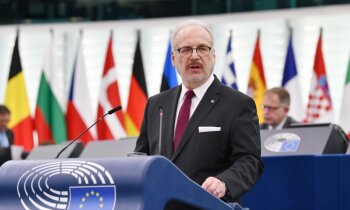 Nepieciešama vien politiskā griba – EP par tribunālu Krievijas noziegumiem saka Levits