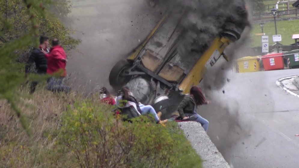 ВИДЕО: На ралли "Валле Д’Аоста" произошла чудовищная авария, в которой никто не пострадал