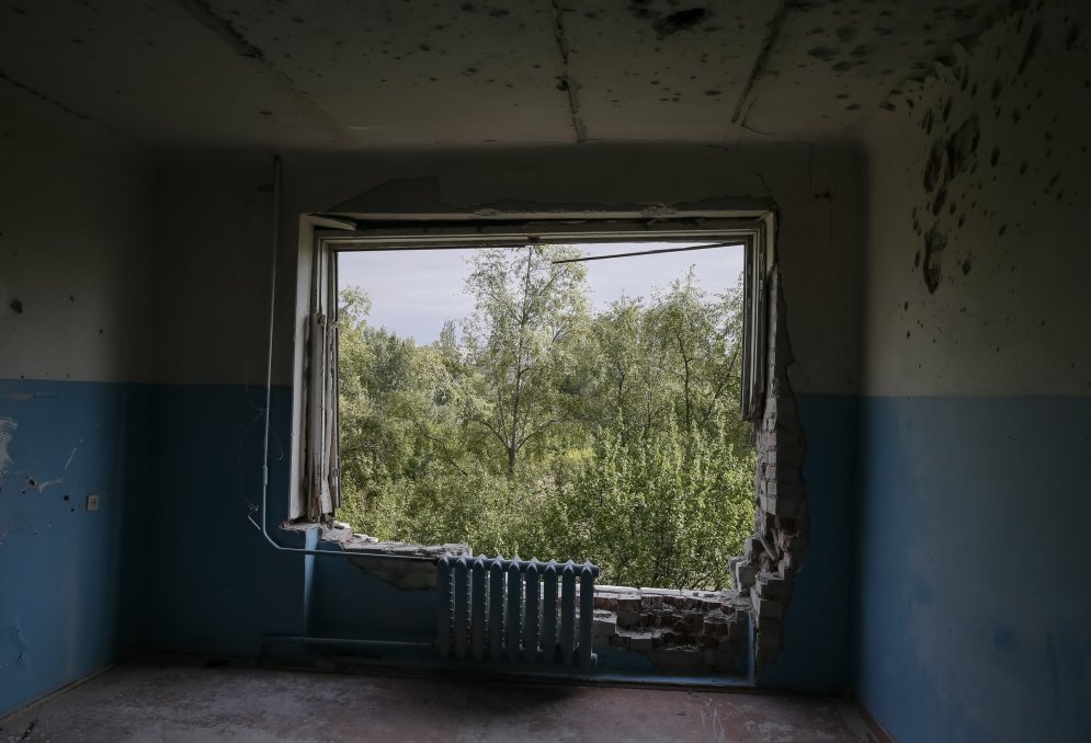 Это полномасштабная война: разрушения в Луганске, Дмитровке, Иловайске