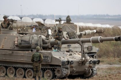 Operācijās Gazas joslā iespējami lieli civilie upuri, nav izslēgti triecieni arī pa Irānu, spriež Graube