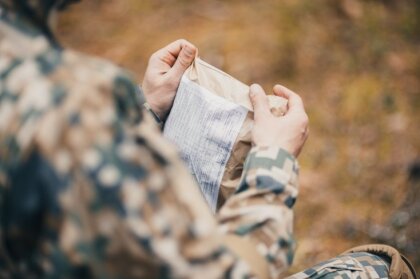 В ДТП попала и загорелась военная техника; пострадали двое военнослужащих НВС (ОБНОВЛЕНО)