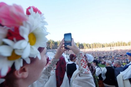 Kori neapmierināti par Dziesmu svētku lielkoncertu biļešu rezervāciju, ziņo LTV