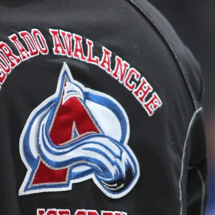 Pirmās izvēles tiesības NHL draftā laimē 'Avalanche'