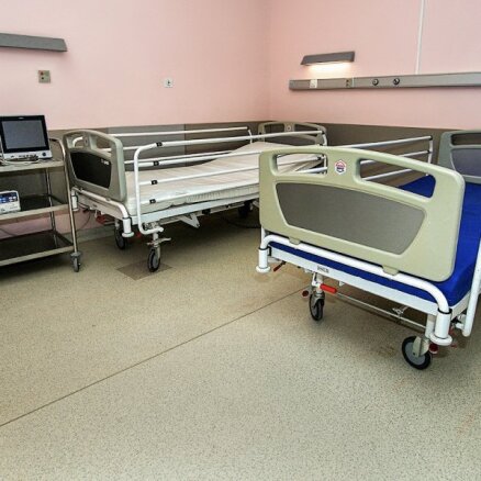 Stacionēto Covid-19 pacientu skaits slimnīcās sarucis līdz 431