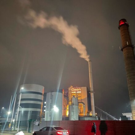 Avārija siltumtrasē Jelgavā neesot radījusi draudus cilvēku veselībai un videi