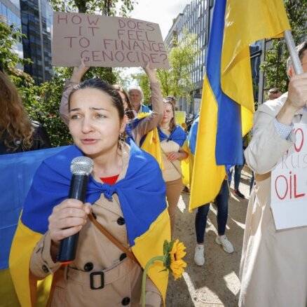 Putinu finansējam vairāk nekā Ukrainu: EP klimatneitralitātes mērķos redz iespēju vājināt diktatoru
