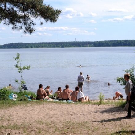 Vairākas Rīgas pludmales nav pieejamas invalīdiem