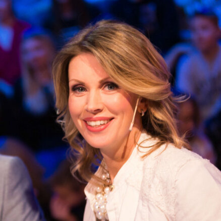 Foto: Anna Krimele atkal uzmirdz televīzijā