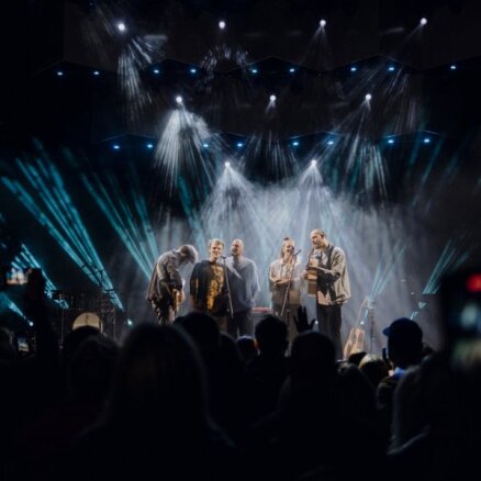 'The Sound Poets' izziņo akustisko koncertsēriju 'Pie vienas uguns'