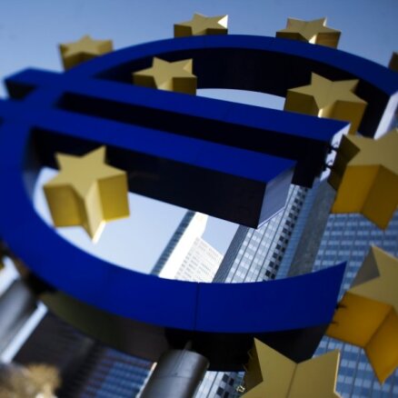 S&P понизило рейтинг фонда спасения еврозоны