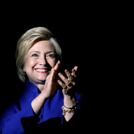 Хиллари Клинтон заподозрили в воровстве казенной мебели