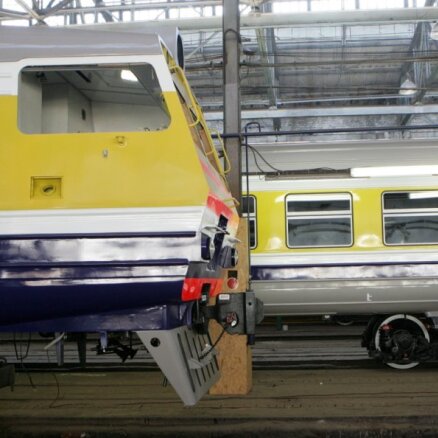 Žurnāls: CAF piekritis RVR izslēgšanai no vērienīgā vilcienu iepirkuma