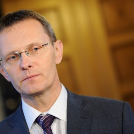Vilks rosina sākt publisku diskusiju par iespējamu nodokļu celšanu