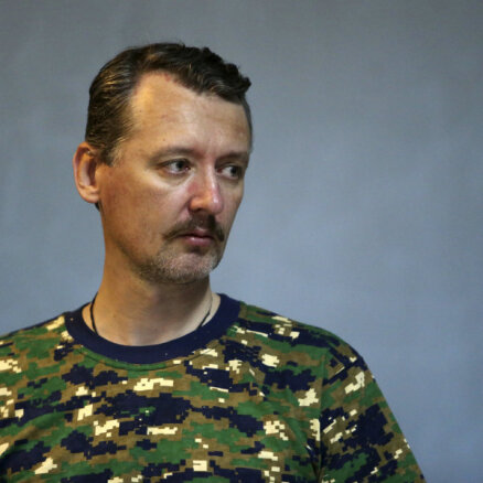 Bijušais Doneckas kaujinieku 'ministrs' Strelkovs izmantojis Krievijas piesegpasi