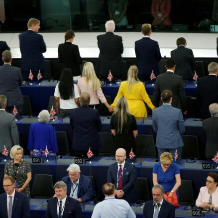 EP jaunā sasaukuma pirmās sēdes dienā protestē katalāņi un 'Brexit' partija