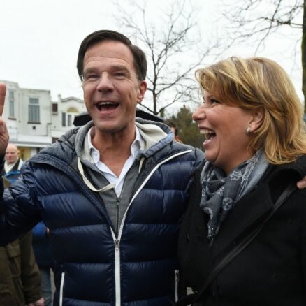 Партия премьер-министра Рютте лидирует на парламентских выборах в Нидерландах