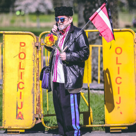 Drošības speciālisti: Pieminekli jāpaspēj nojaukt, kamēr Krievija ir 'aizņemta' Ukrainā