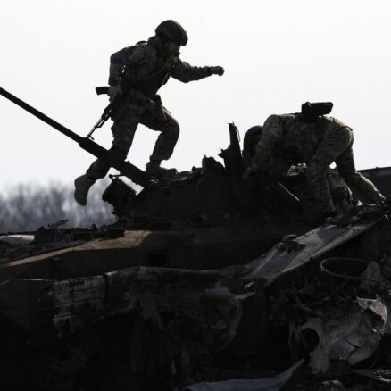 Ukraina identificējusi 900 par zvērībām atbildīgo krievu karavīru