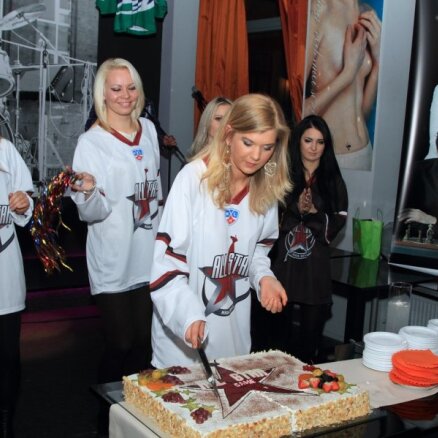 Fotoreportāža: KHL  Zvaigžņu  spēles gaidīšanas burziņš