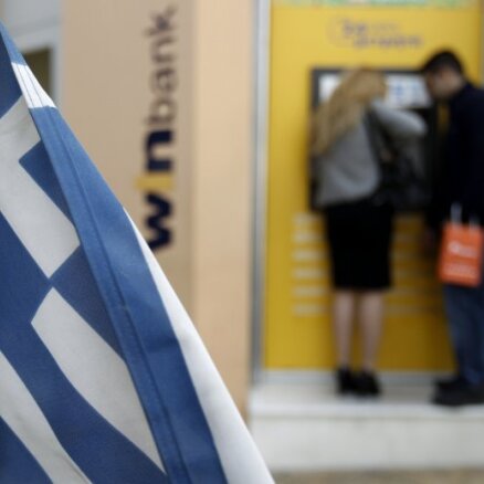 СМИ: Берлин готовится к выходу Греции из еврозоны