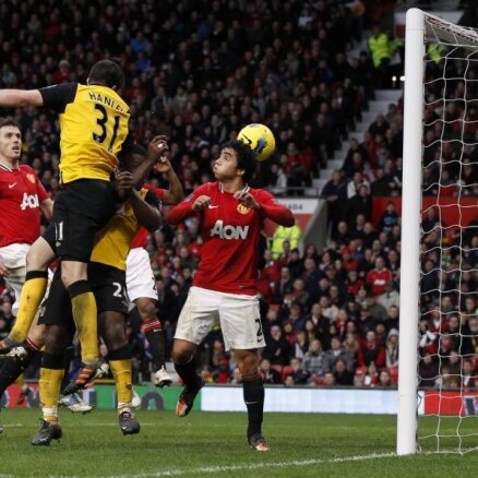 'Manchester United' Fergusona jubilejā negaidīti zaudē Blekbērnas 'Rovers'