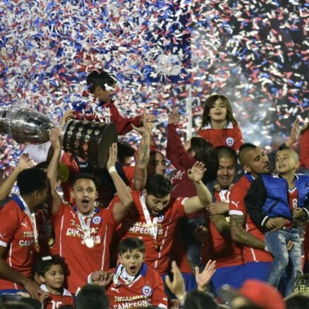 Čīle uzvar Argentīnu un pirmoreiz triumfē 'Copa America' turnīrā
