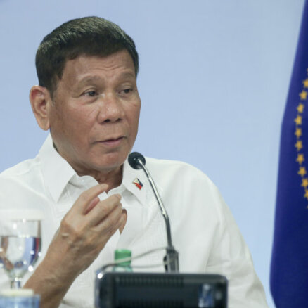 Duterte paziņo par plāniem aiziet no politikas