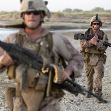 ASV karavīri Latvijā uzturēsies vismaz līdz gada beigām