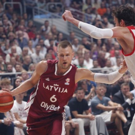 Сборная Латвии обыграла Турцию и Великобританию и лидирует в отборе на Кубок мира