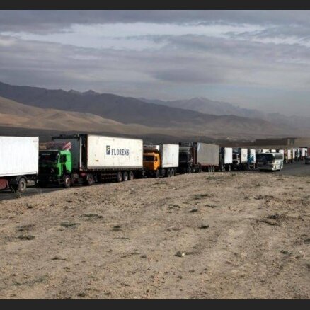 Būtiski pieauguši nemilitāro  kravu  pārvadājumi uz Afganistānu