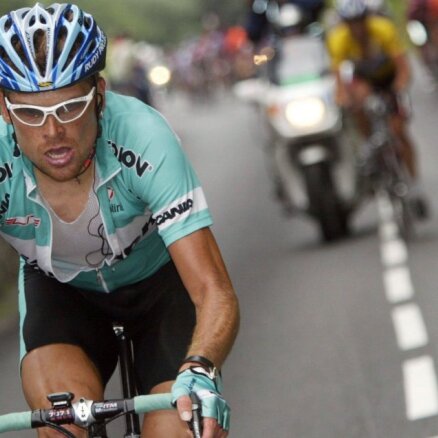 Bijušajam 'Tour de France' uzvarētājam Janam Ulriham piespriests pusotra gada cietumsods