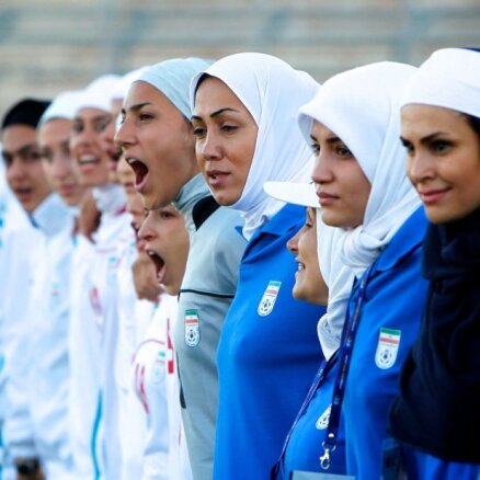 FIFA  atzīst par pareizu lēmumu liegt Irānas sieviešu futbola izlasei spēlēt parandžās