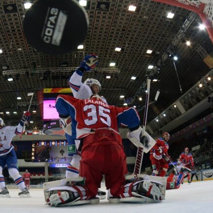 SKA panāk izlīdzinājumu KHL Rietumu konferences finālā