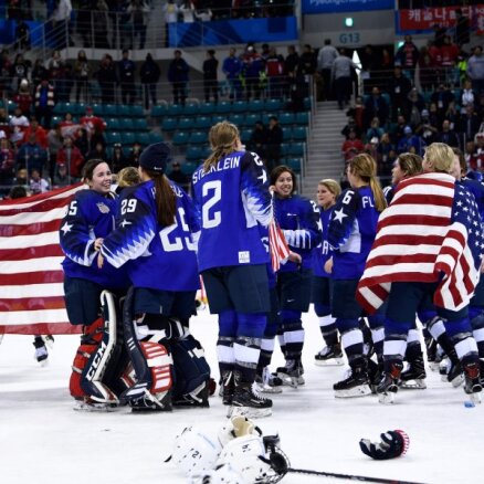 Хоккеистки сборной США впервые за 20 лет стали чемпионками Олимпиады