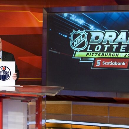 'Oilers' NHL draftā ar pirmo numuru izvēlas krievu uzbrucēju Jakupovu