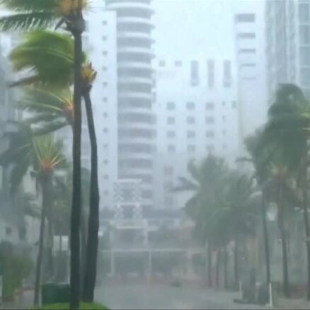 Postošās viesuļvētras 'Irma' epicentrs sasniedzis Floridas salas