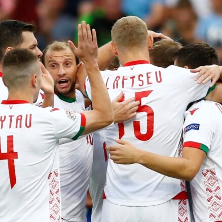 Vēlas panākt Baltkrievijas futbola izlases izslēgšanu no 'Euro 2024' kvalifikācijas