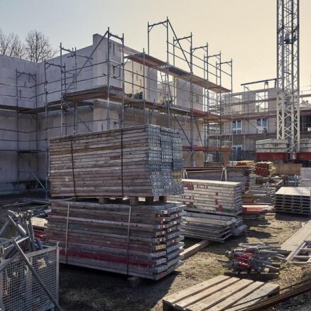 Septembrī būs pieejams atbalsts 700 zemas īres maksas mājokļu būvniecībai reģionos