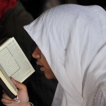 Британские власти обвинили пять школ в насаждении ислама