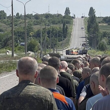 Karagūstekņu apmaiņā atbrīvoti 144 Ukrainas karavīri