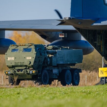 ASV ģenerālis: Krievijas armija nav iznīcinājusi nevienu Ukrainai piegādāto 'HIMARS'