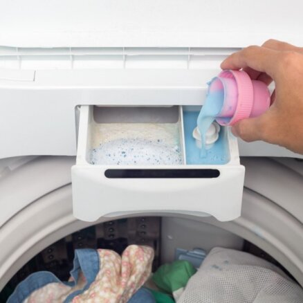 Tekstilijas, kuru mazgāšanā veļas mīkstinātājs ir bieds
